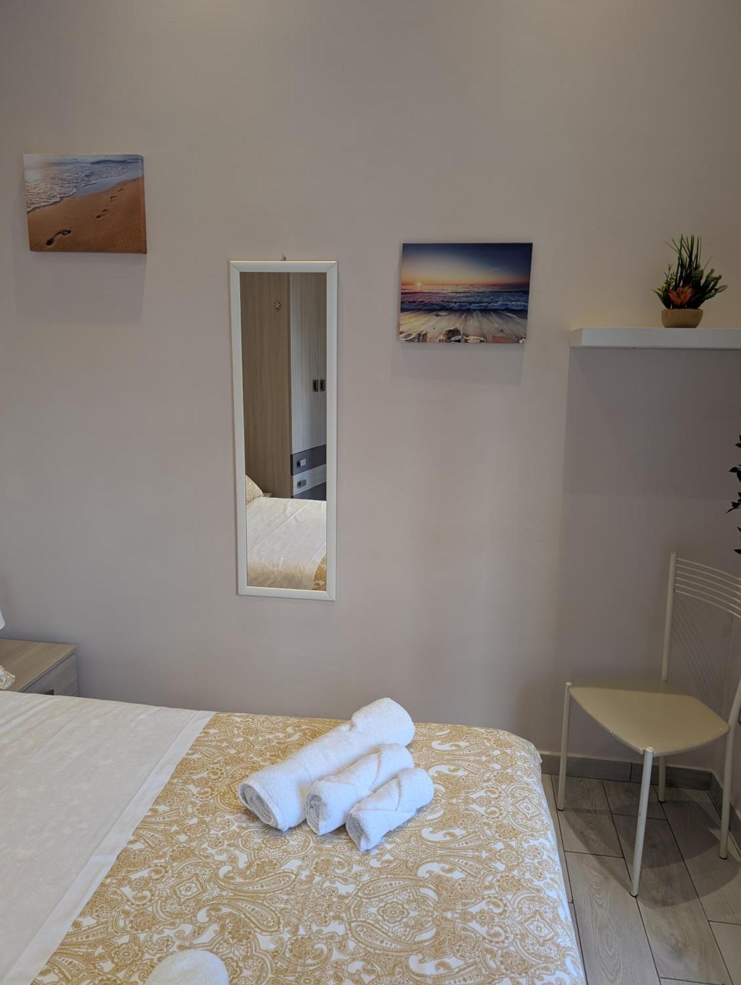 La Dimora Di Dora Apartment Naples Bilik gambar